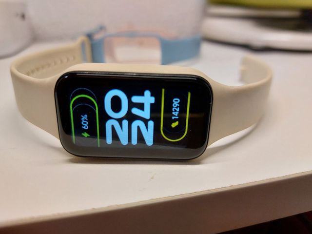 Xiaomi Band 8 Active Beige
