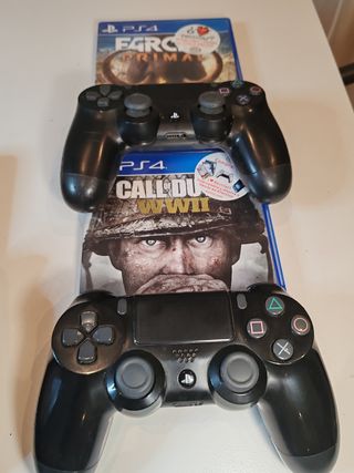 PS4 + 2 Juegos + 2 Mandos