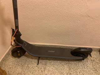 Patinete eléctrico Ninebot casi nuevo
