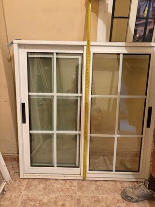 Ventana corredera aluminio blanca