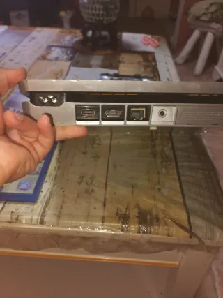 PS4 (PlayStation 4) Plata + Mando