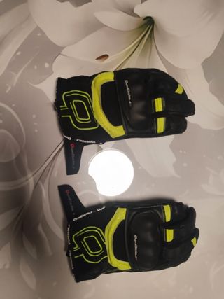 Guantes de Moto Negros y Amarillos