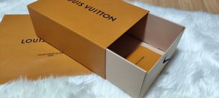 Caja y bolsa Louis Vuitton 