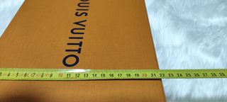 Caja y bolsa Louis Vuitton 