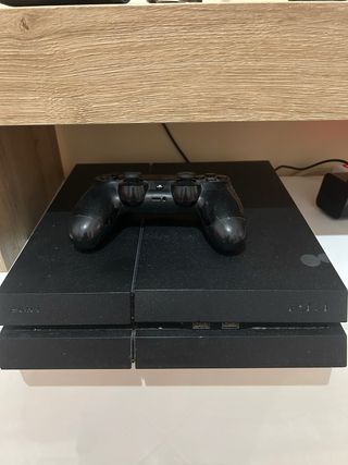 PS4 (PlayStation 4) Nera con Giochi