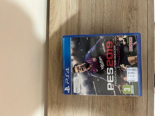 PS4 (PlayStation 4) Nera con Giochi