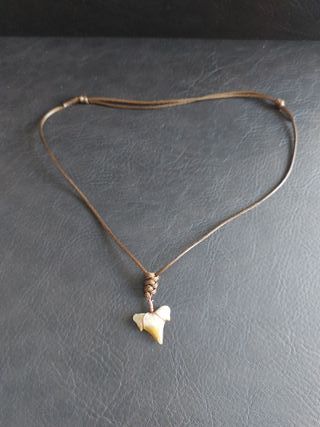 Collar Fósil Otodus Auténtico Marrón Cobre