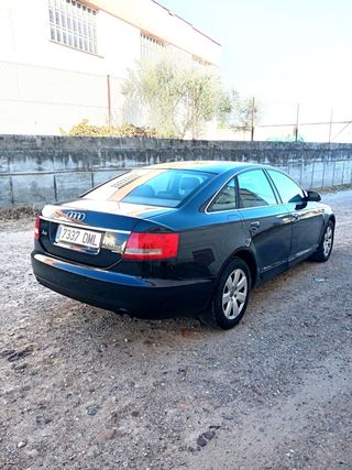 Audi A6 2005 un 3.0 de motor 224 CV con 260.000 km