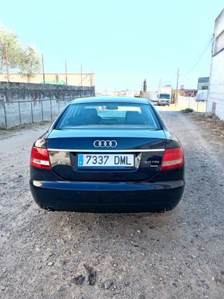 Audi A6 2005 un 3.0 de motor 224 CV con 260.000 km