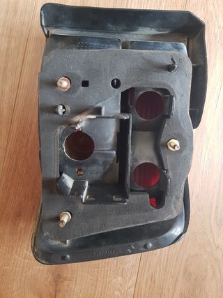 Piloto Trasero Renault 21
