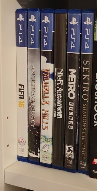 Colección juegos + Ps4 slim