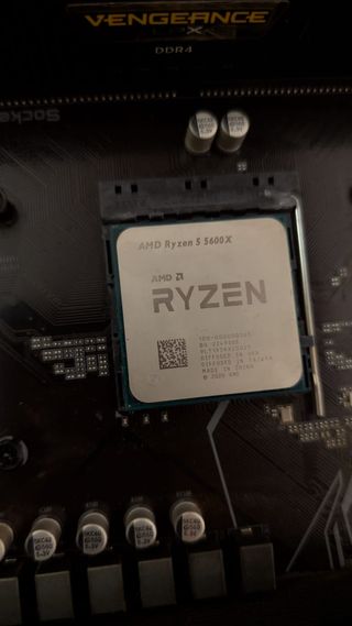 Combo Procesador Placa y RAM (ryzen 5 5600x)