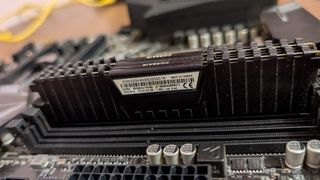 Combo Procesador Placa y RAM (ryzen 5 5600x)