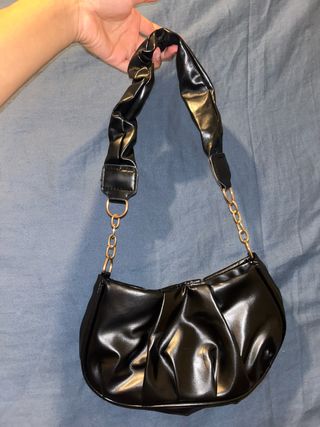 Bolso negro pequeño