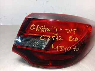 PILOTO TRASERO DERECHO OPEL ASTRA J BERLINA 5P