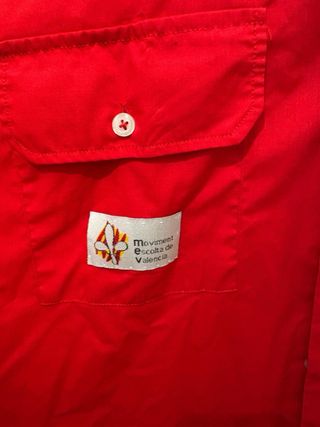 Camisa Scout Calasanz Roja talla 42. 