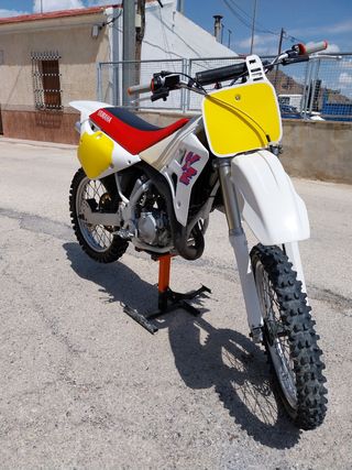 Yamaha YZ 125cc 1989 - Solo cambio