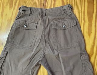 Pantalones cargo Bershka marrones