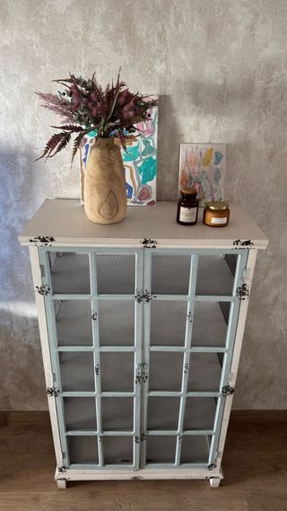 Vitrina de madera