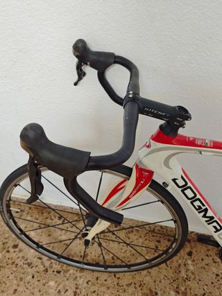 Bicicleta Pinarello Dogma Carbono