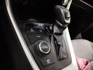 Toyota Rav4 Hybrid 4x4 Business