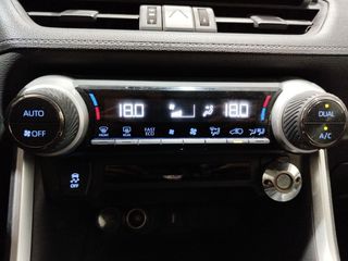 Toyota Rav4 Hybrid 4x4 Business