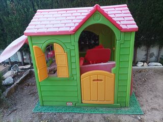 Caseta de juego exterior.
Recoger en persona