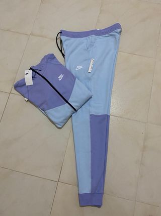 Chándal Nike Tech