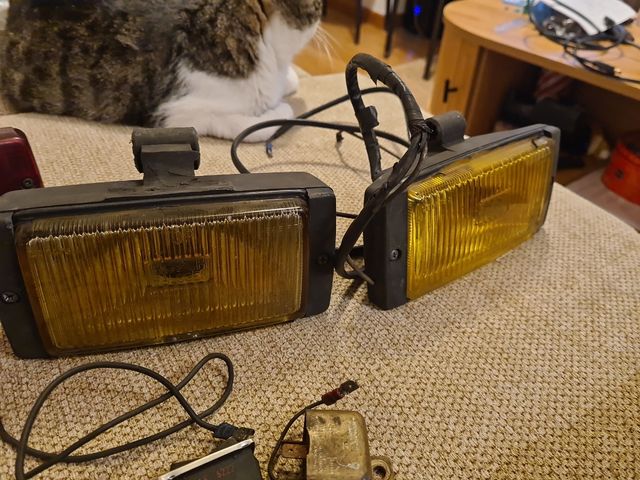 Pareja Faros Antiniebla Bosch Amarillos