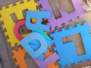 Tappetino puzzle gomma colorato