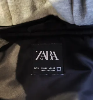 Chaqueta Bomber con Capucha Zara