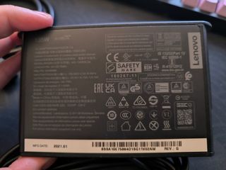 Cargador portátil Lenovo 135W