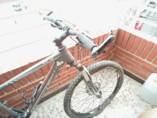 Bicicleta Montaña Cannondale
26 pulgadas