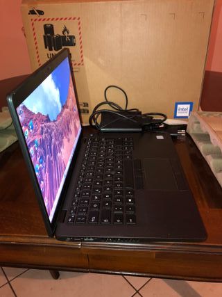 Dell 5400 i7 -16gb- nvme 256gb-win11 +Office