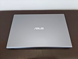 PORTÁTIL ASUS FHD IPS NUEVO
