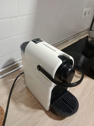 Cafetera Nespresso Krups Blanca