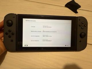 Nintendo Switch 1 con juego Zelda Skyward Sword
