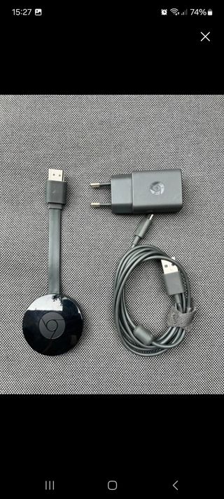 Google Chromecast con cargador y cable