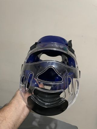 Casco protector artes marciales