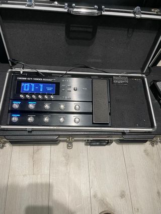 BOSS GT-1000 Pedalera Multiefectos Guitarra