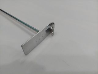 Ganchos metálicos cromados para tienda
PENG 