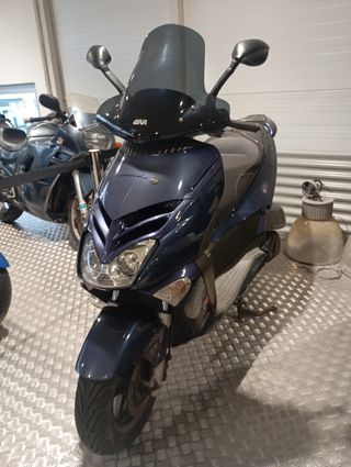 Aprilia Leonardo 250
