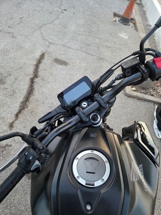 Honda CB125R 2023