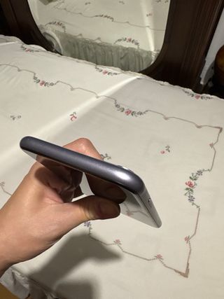 iPhone 11 Morado