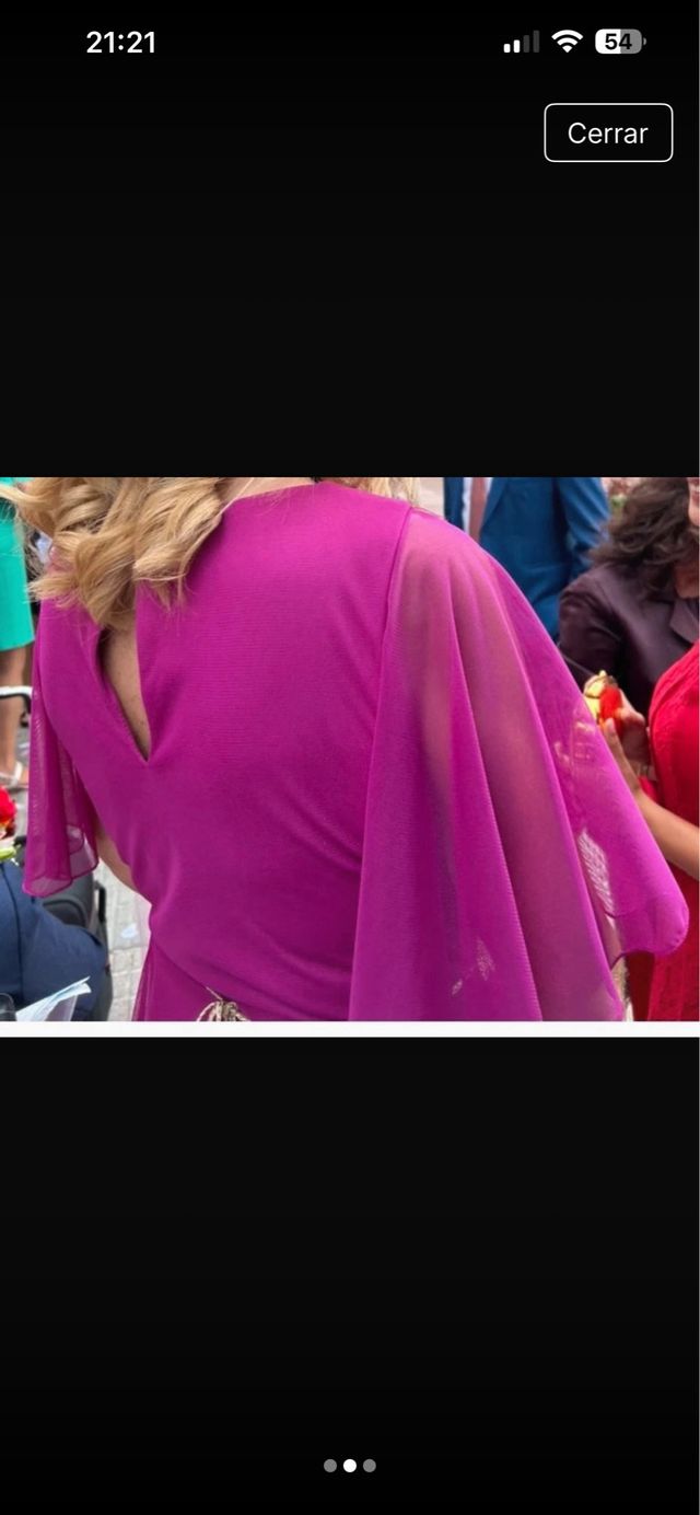 Vestido fiesta largo fucsia con cinturón flores