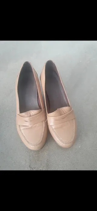 Zapatos de tacón chica