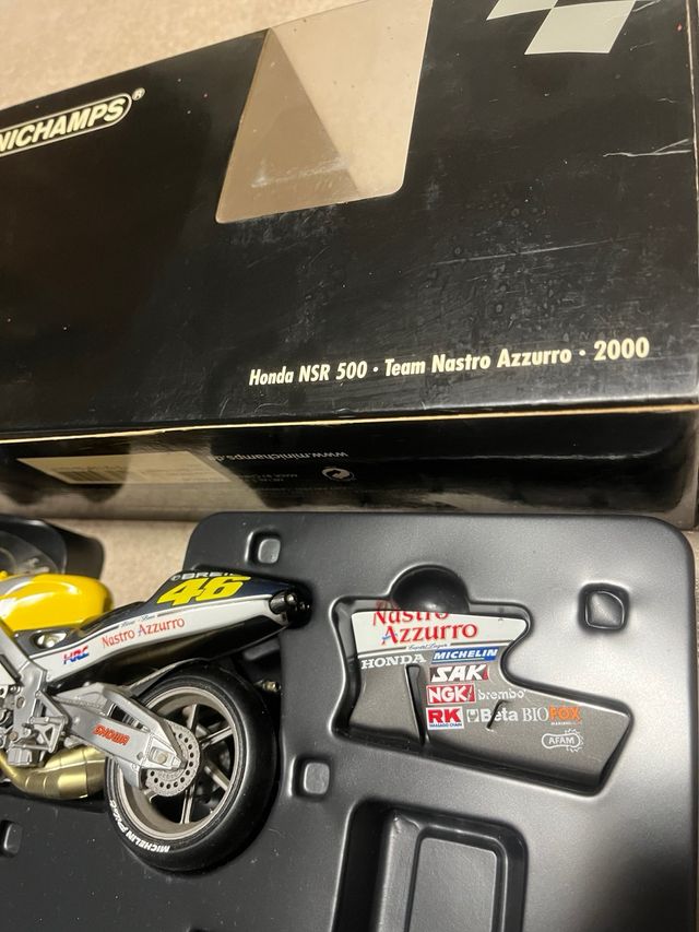 Minichamps Honda NSR 500 2000
