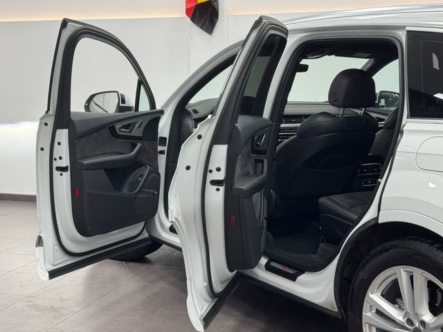 Audi Q7 3.0 TDI e-tron quattro tiptronic