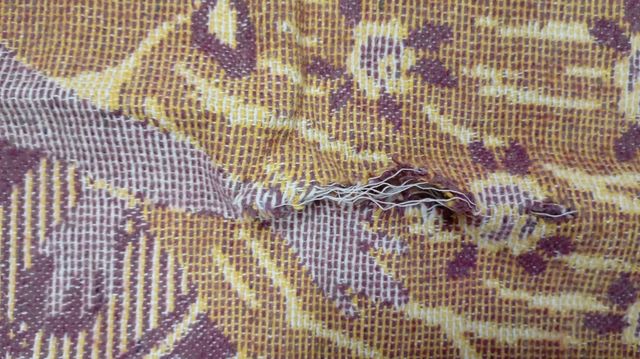 Manta Vintage Diseño Floral y Pareja