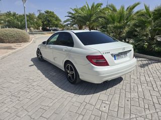 Mercedes-Benz Clase C 2011